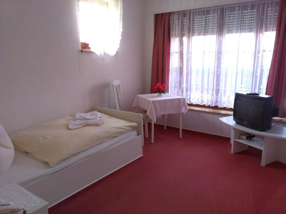 Muellers Hotel & Restaurant Erfurt Room photo